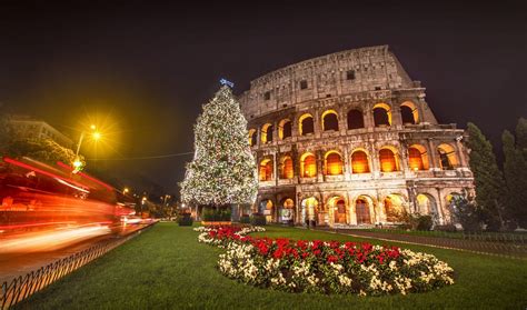 Natale a Roma: passeggiare tra mercatini, luminarie e presepi