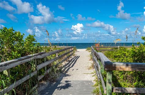 Manasota Key Resort: Sun, Sand, and Outdoor Fun in Florida