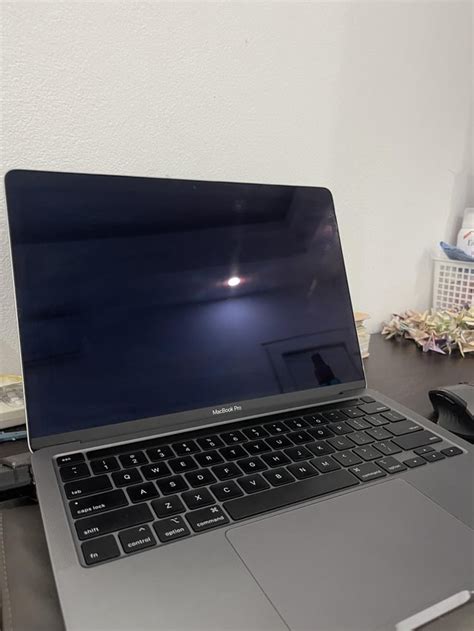 macbook black screen : r/applehelp