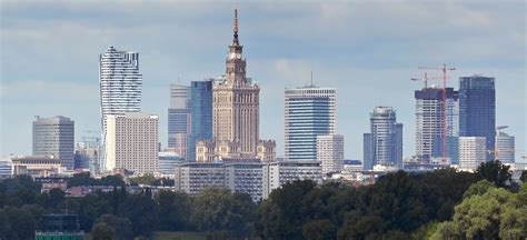 Warsaw history and today in brief. Tourist info.