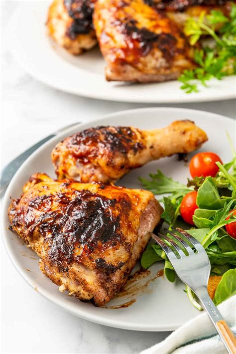 Grilled BBQ Chicken - Easy Chicken Recipes (VIDEO!!)