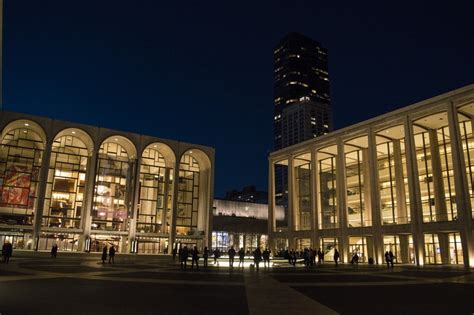 Lincoln Center – Arch Journey