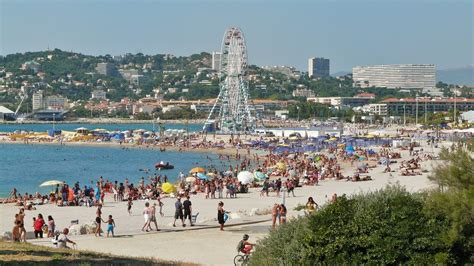 Beaches in Marseille , France - YouTube
