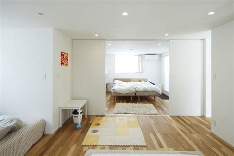 35 Cool and Minimalist Japanese Interior Design | HomeMydesign