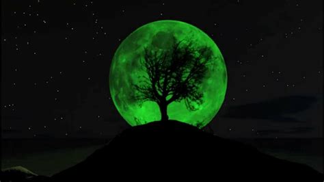 FACT CHECK: Green Moon