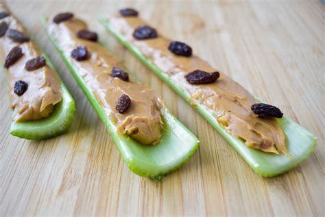 The Advantages of Celery With Peanut Butter