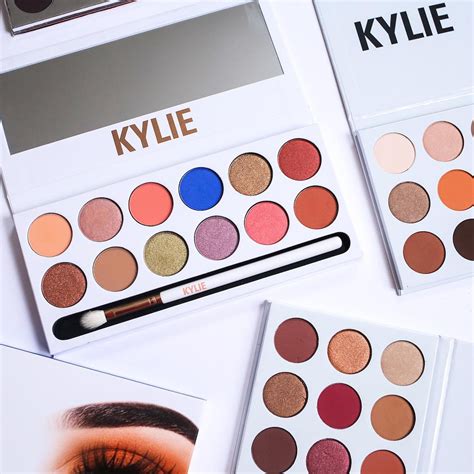 Kylie Jenner's Eyeshadow Palette's Are Giving People Headaches | Teen Vogue