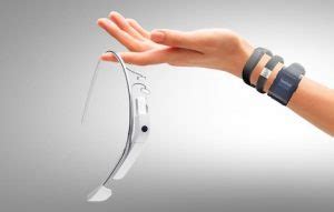 20 Super Cool Wearable Tech Gadgets You Should Have - Quertime