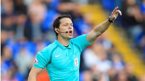 Meet the Referee - Darren England - SCFC2 Swansea City Fans Website