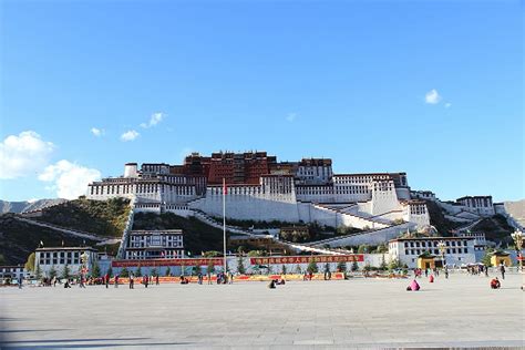 HD wallpaper: Potala Palace, Tibet, China, the potala palace, night view | Wallpaper Flare