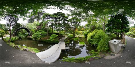 360° view of Japanese Tea Garden - Bridge - Alamy