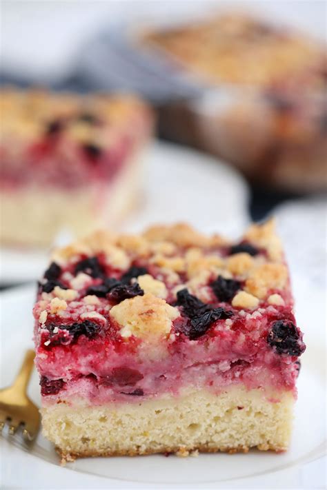 Cherry Cream Cheese Coffee Cake [Video] - Sweet and Savory Meals