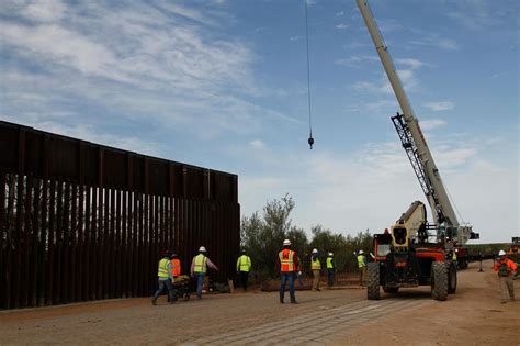 Work on more border wall starts in Arizona, New Mexico – Boston Herald