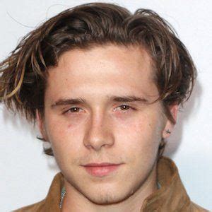 Brooklyn Beckham - Bio, Facts, Family | Famous Birthdays