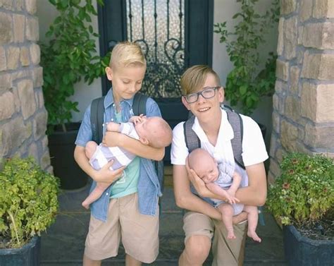 Five. Two. Love. | Meet Jamie & Skyler Scott, Parents to 5 Month Old Quintuplets and 2 Boys | 5 ...