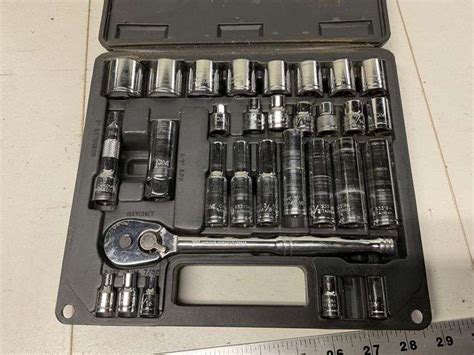 Popular Mechanics socket set - Legacy Auction Company