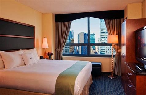 DoubleTree Suites Times Square | New York By Rail