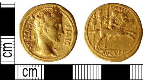 Ancient hoard of gold Roman coins discovered in plowed UK field | Live Science