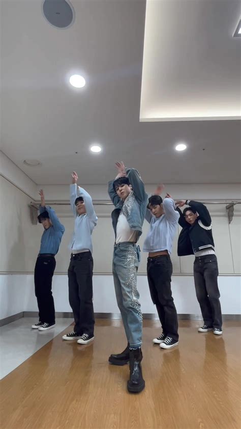 230402 Jimin on TikTok: ‘Like Crazy’ dance challenge with male backup ...