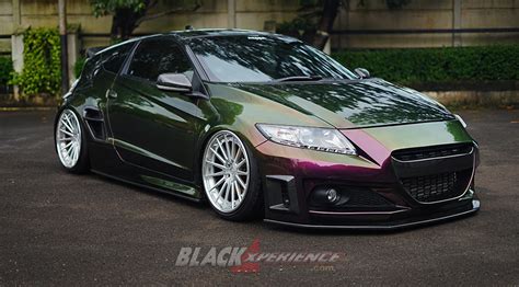 Modifikasi Honda CR-Z Hybrid: Stance Full Package - blackxperience.com