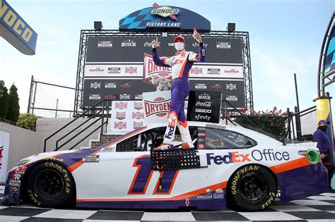 Late pass gives Denny Hamlin NASCAR Cup victory at Dover - Jayski's ...