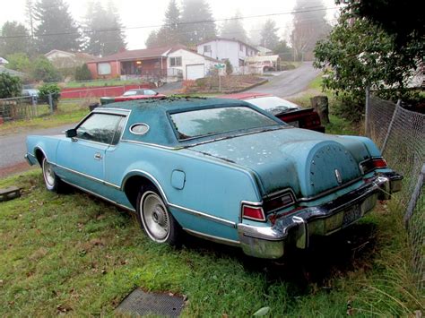 Seattle's Classics: 1974 Lincoln Continental Mark VI