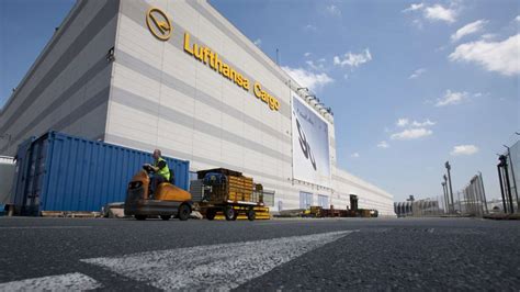 Image: Lufthansa Cargo Center (LCC) at Frankfurt Airport