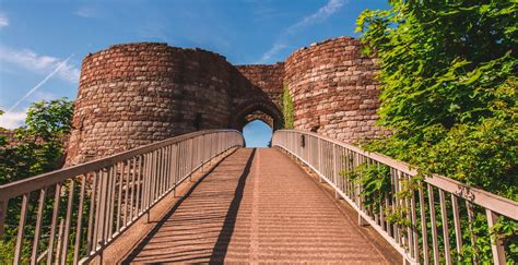 Beeston Castle, Tarporley, Cheshire - Historic UK