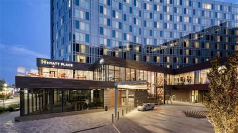 Hotel Photos | Hyatt Place Boston/Seaport District