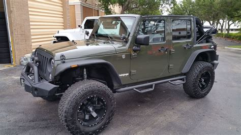 Total 98+ imagen jeep wrangler army color - Abzlocal.mx