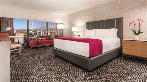 Las Vegas Center-Strip Hotel Rooms & Suites - Flamingo Las Vegas Hotel ...