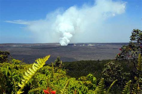 Oahu to Hilo: Volcano Adventure Tour