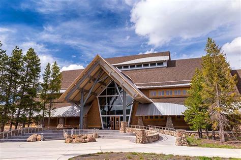 How to Visit Old Faithful Geyser in Yellowstone: Info, Tips & Fun Facts