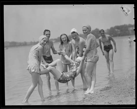 Throwback Thursday: 10 Vintage Photos of Bostonians at the Beach