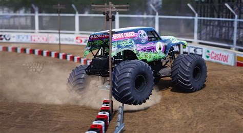 Monster Jam INSANE Racing — Freestyle Ramp High-Speed Jumps Stunts and Grave Digger Megalodon ...