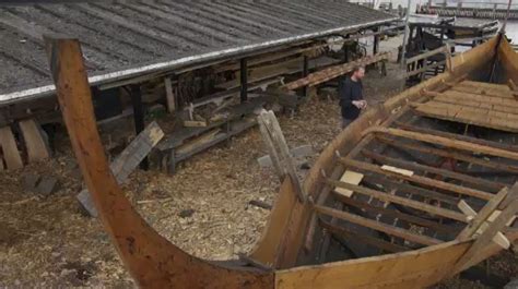 Boat-building | Mysteries of the Bayeux Tapestry