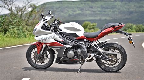 Benelli 302R 2019 STD Bike Photos - Overdrive