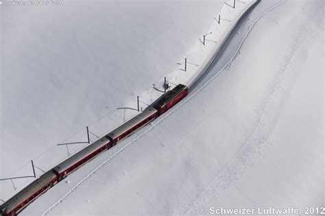 Oberalppass im Winter | Luftbilder der Schweiz | UZH