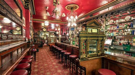 Best Traditional Irish Pubs in Dublin - Ireland 2022