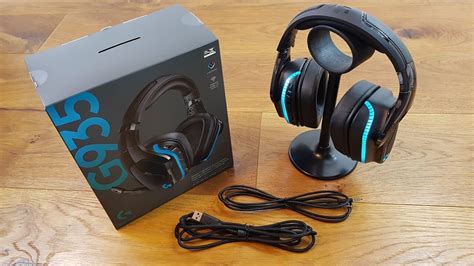 Logitech G533 Vs G935: Difference and Review - The Style Inspiration