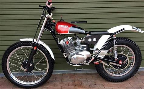 Yamaha Vintage Trail Bikes / Trials Bike & Classic Twin Shock ...