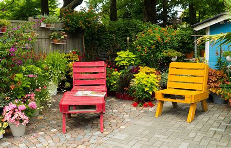 Put that old pallet to use! 68 easy hacks to transform your home and garden