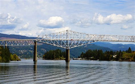 Legend of Bridge of the Gods - Columbia River Gorge