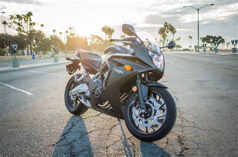 2015 Honda CBR650F review - RevZilla