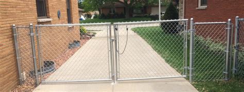 Chain Link Fence Milwaukee | Chain Link Fencing | Badger Fence