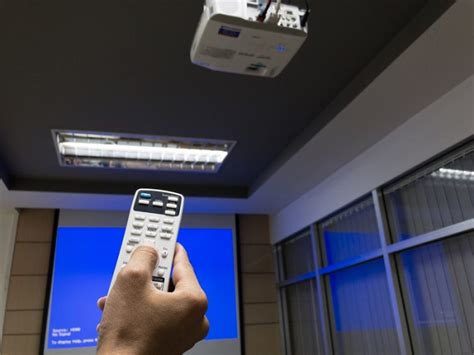 How to Reset My Viewsonic Projector? - Pointer Clicker