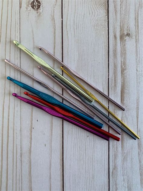 My Favorite: Crochet Hooks - Crochets By Trista