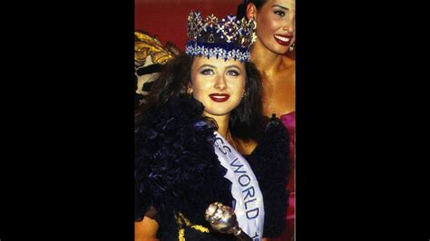 Miss World 1992 - Julia Kourotchkina (Russia) - YouTube