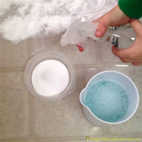 Simple Baking Soda and Vinegar Explorations | Inspiration Laboratories