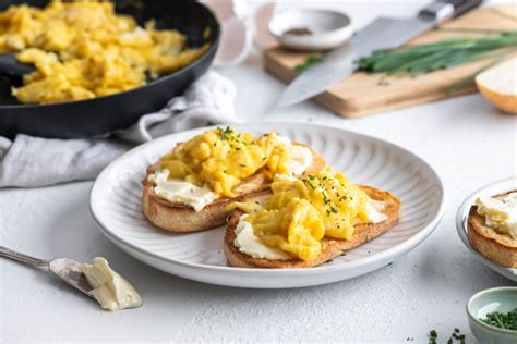 Scrambled Egg Toast - Challenge Dairy